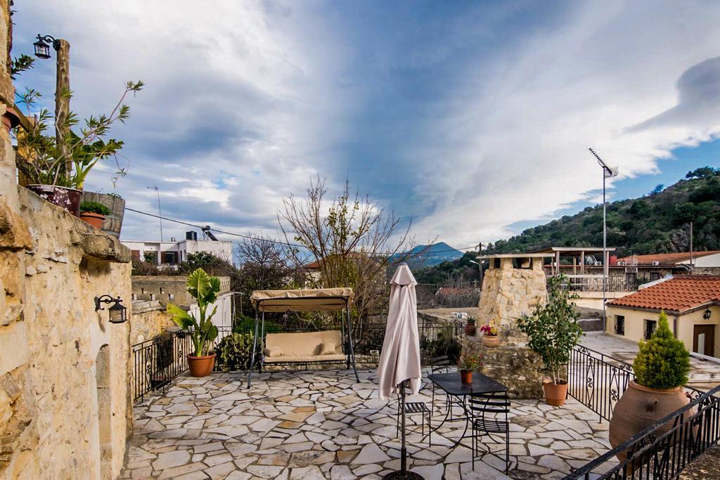 Vafes Traditional Stone Houses Экстерьер фото
